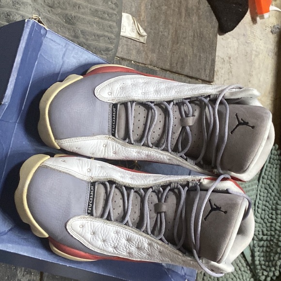 Michael Jordan’s retro 13 grey toe - Picture 3 of 4